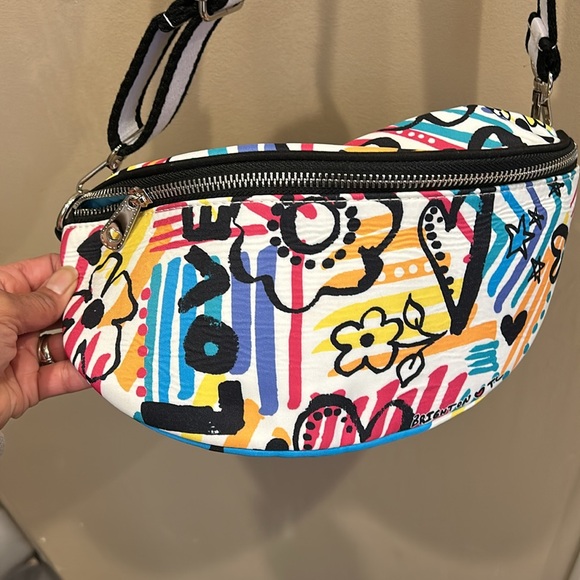 Brighton crossbody Fanny pack. New without tags!! - Picture 2 of 5
